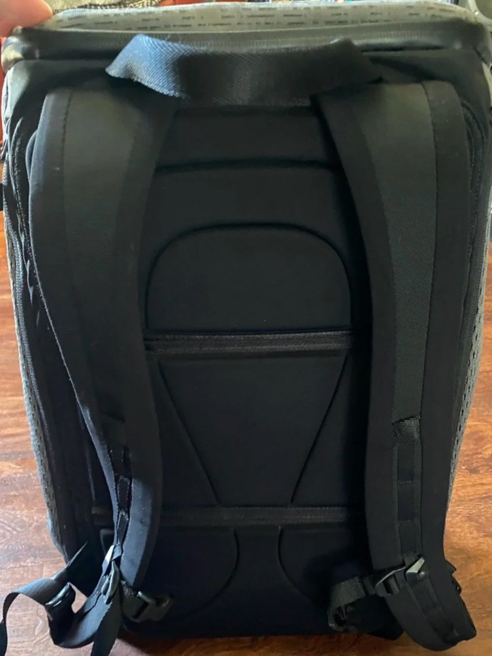 lululemon athletica Gray and Black Men’s Backpack